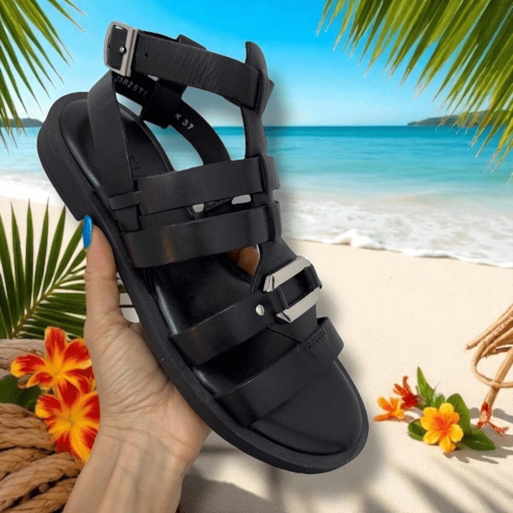 Sandalo Fasce e Fibbia